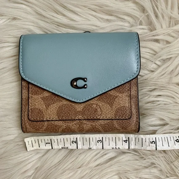 Coach Wyn Small Wallet Aqua Signature Canvas Multi - Picture 9 of 13